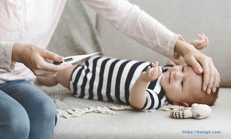 كيفية الحفاظ على درجة حرارة الطفل الرضيع