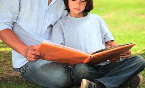 التربية بالإيحاء