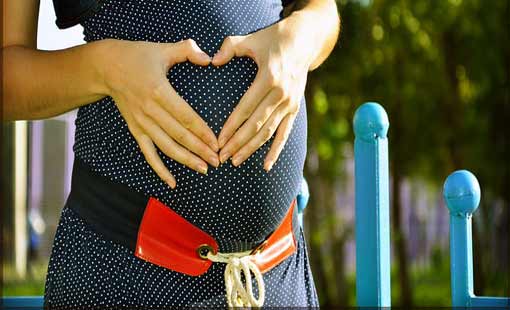 أيتها الحامل.. جملي ثيابك بهذه النصائح