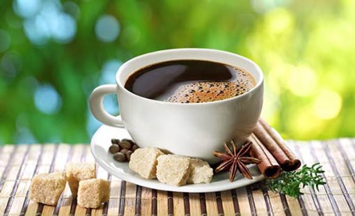 4 فناجين من القهوة تطيل العمر