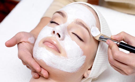 اللوسيونات المفيدة في تنظيف البشرة