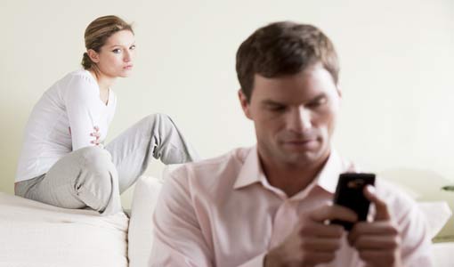 الخيانة.. أمر خطير يهدد الحياة الإجتماعية