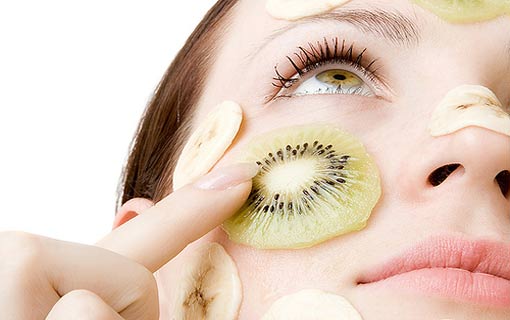 أقنعة من الطبيعة للإعتناء بالبشرة