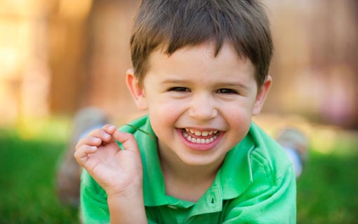 الأوقات الشاقة مع الطفل في الأماكن العامة