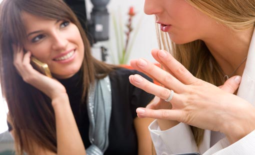 كيف تكونين متحدثة بارعة؟