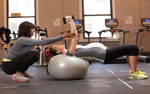 الرياضة المعتدلة.. تضمن ولادة آمنة