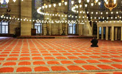 الدعاء.. أمل محفز على الإبداع