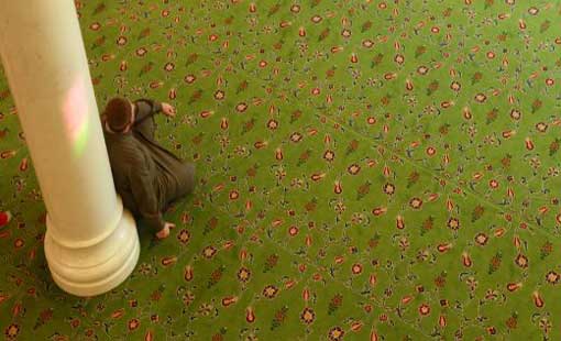 الإيمان.. مراقبة دائمة للنفس