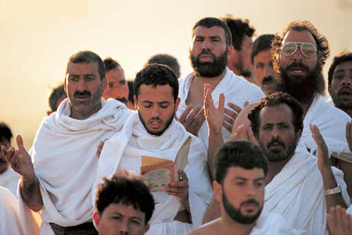 الحج في مواجهة أخطار الإنعزال الإجتماعي