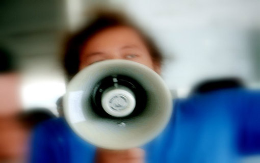 جدلية الحرية والمعرفة في مسار الديمقراطية