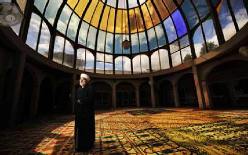 شمس المعرفة ودفء السلوك الإنساني