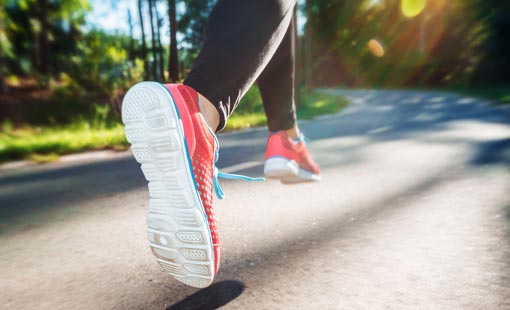 التوعية الصحّية بمشاكل القدمين والساقين