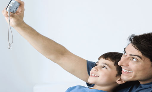 الأب الناجح يحقق السعادة المنزلية