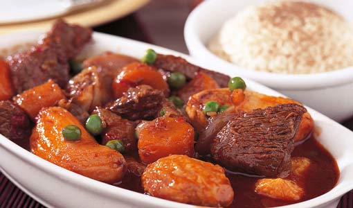 يخنة صينية البطاطس بلحم العجل