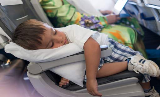 13 نصيحة لرحلة آمنة بصحبة الأطفال