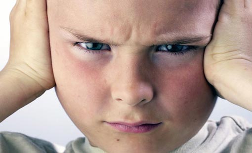 لتصحيح عادات طفلكم الخاطئة