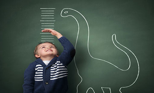 عناصر غذائية وأطعمة مهمّة لنمو الطفل