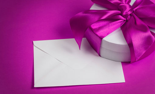 البطاقة واللغة