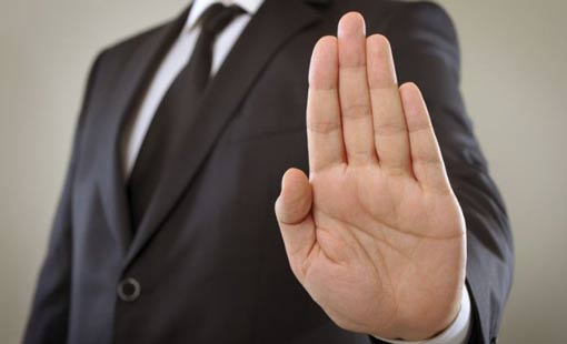 حان الوقت للتوقف عن الاعتذار