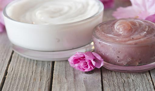 سبب إصابة المراهقين بحب الشباب