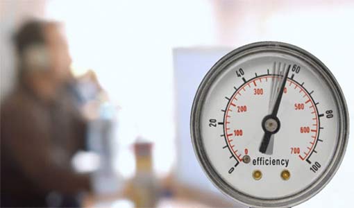 الخبرة والكفاءة ودورهما في زيادة الإنتاجية