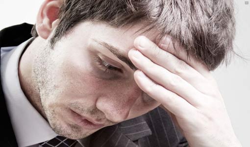 العُزّاب: هواجس الفشل والخلافات باتت تحاصرهم