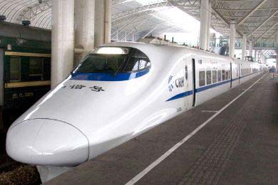 الصين تنتج قاطرة كهربائية تتميز بالطاقة الأقوى في العالم