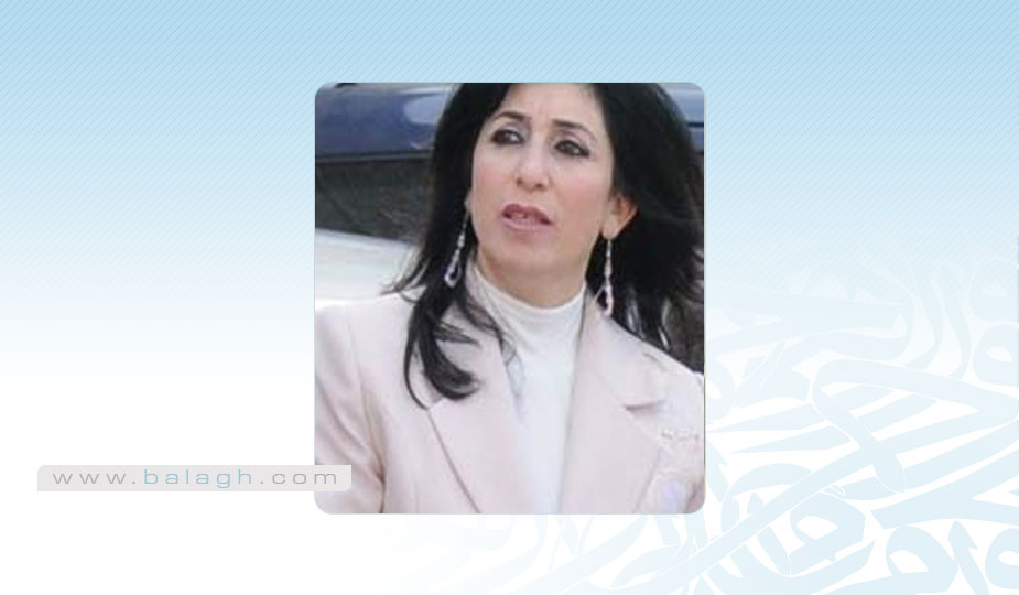 آتٍ على ناصِيةِ هوًى