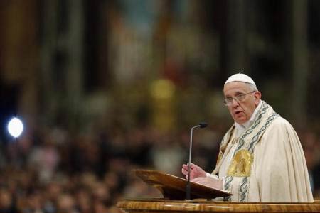 بابا الفاتيكان لا يعرف من يشجع في مباراة إيطاليا والأرجنتين