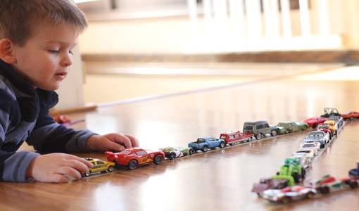 دور اللعب في تعزيز ذكاء الطفل