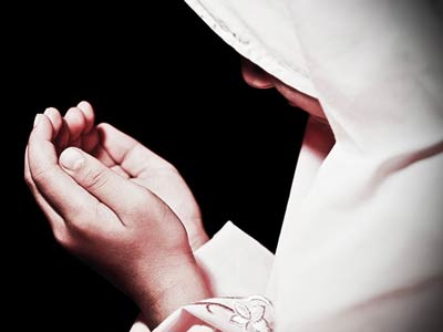 دعاء اليوم الثامن: (اَللّهُمَّ ارْزُقْني فيهِ رَحْمَةَ الْأَيْتامِ، وَاِطْعامَ اْلطَّعامِ، وَاِفْشآءَ السَّلامِ،...)