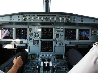 طيار غفا مرتين خلال رحلة بين لندن ولوس أنجلوس