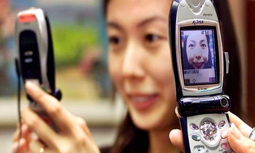 الجوال يزيد الإنفاق العالمي على الإعلان