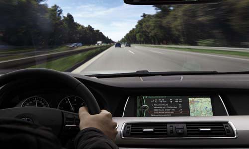 كيف تقود سيارتك بأسلوب راقٍ؟