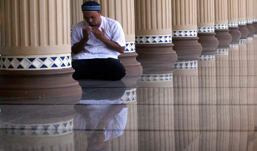 مراتب حضور القلب في العبادة والمعبود