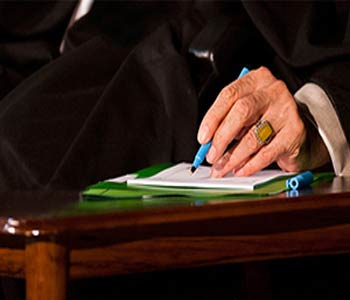 رسالة سماحة السيد علي الخامنئي إلى شباب أوروبا وأمريكا الشمالية