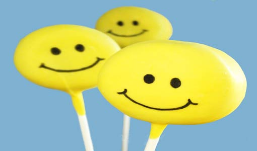 كلنا يطلب السعادة