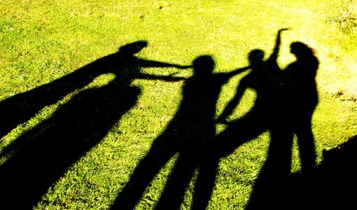 تحديات تواجه شبابنا اليوم