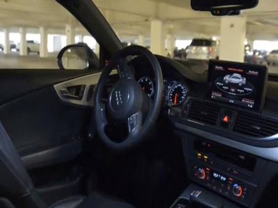 تطبيق ذكي لركن السيارة بدون سائق