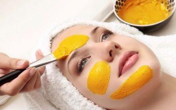 علاج الكلف بالكركم والفازلين