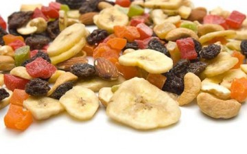 حسنات وسيئات الفواكه المجففة