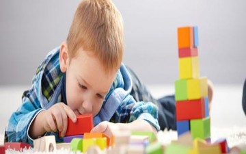 أنشطة أمومية لتنمية ذكاء طفلك