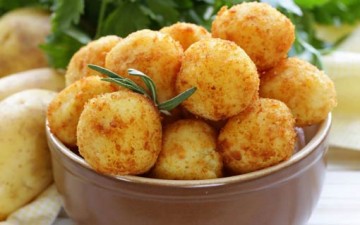 كُرات جبن بحشو الدجاج