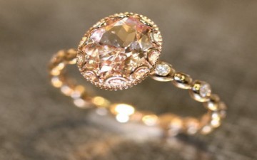 خاتم مثالي.. عروس سعيدة