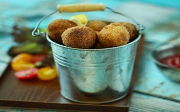 كرات التونا المقلية