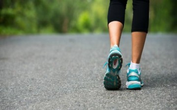 أيهما تفضلين.. المشي البطيء أم السريع؟