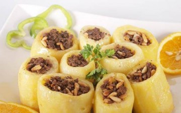 بطاطا محشية باللحمة المفرومة