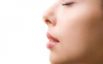 بشرة نضرة على طريقة الـ«أيورفيدا»