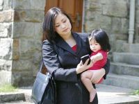 المرأة أمام خيارين: البيت أم الوظيفة؟