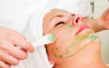 غذاء بشرتك.. سرّ الشباب والبهاء